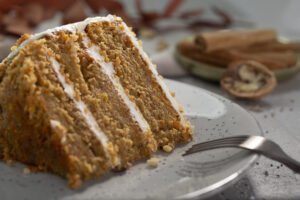 Bolo de castanha e diospiro