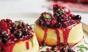 Requeijão com frutos vermelhos e mel 