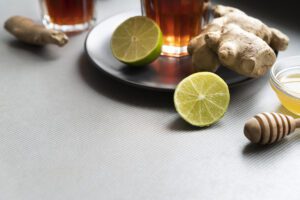 Infusão de cidreira com gengibre